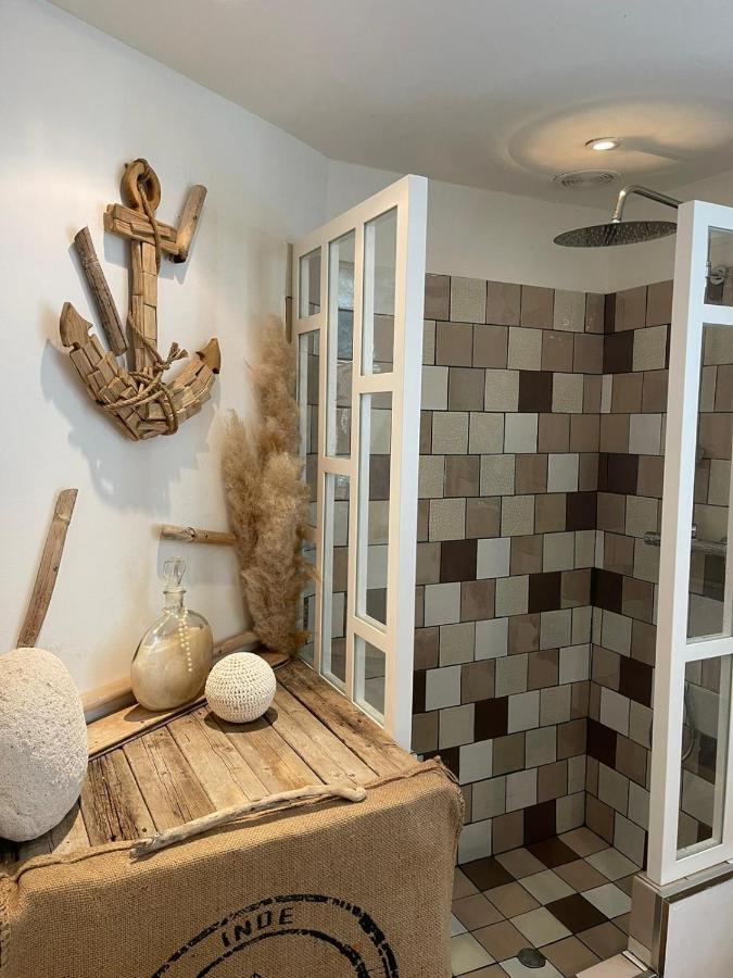 Lou Cabanou Apartment แซ็งต์-แมกซีม ภายนอก รูปภาพ